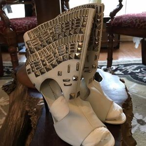 Brand New Giuseppe Zanetti Booties